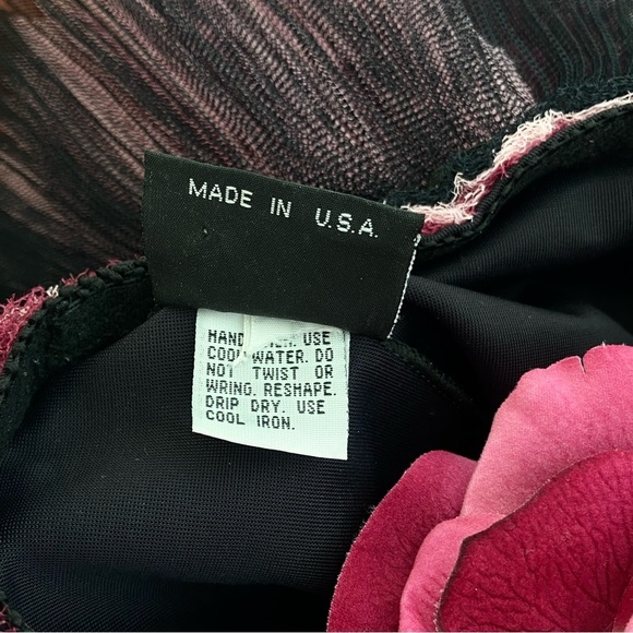 HOUSE OF FIELD BY PATRICIA FIELD Vintage Mini Tulle One Shoulder Dress w/ Roses - Picture 10 of 10